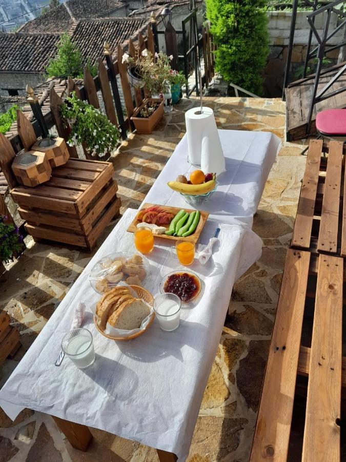 Guest House Maria - Berat Castle Экстерьер фото