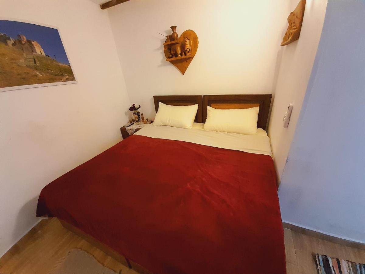 Guest House Maria - Berat Castle Экстерьер фото