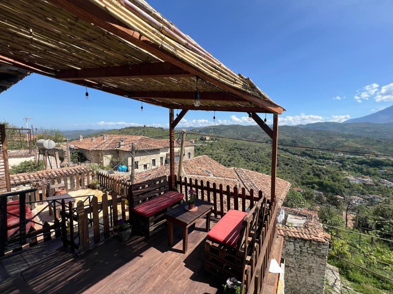 Guest House Maria - Berat Castle Экстерьер фото