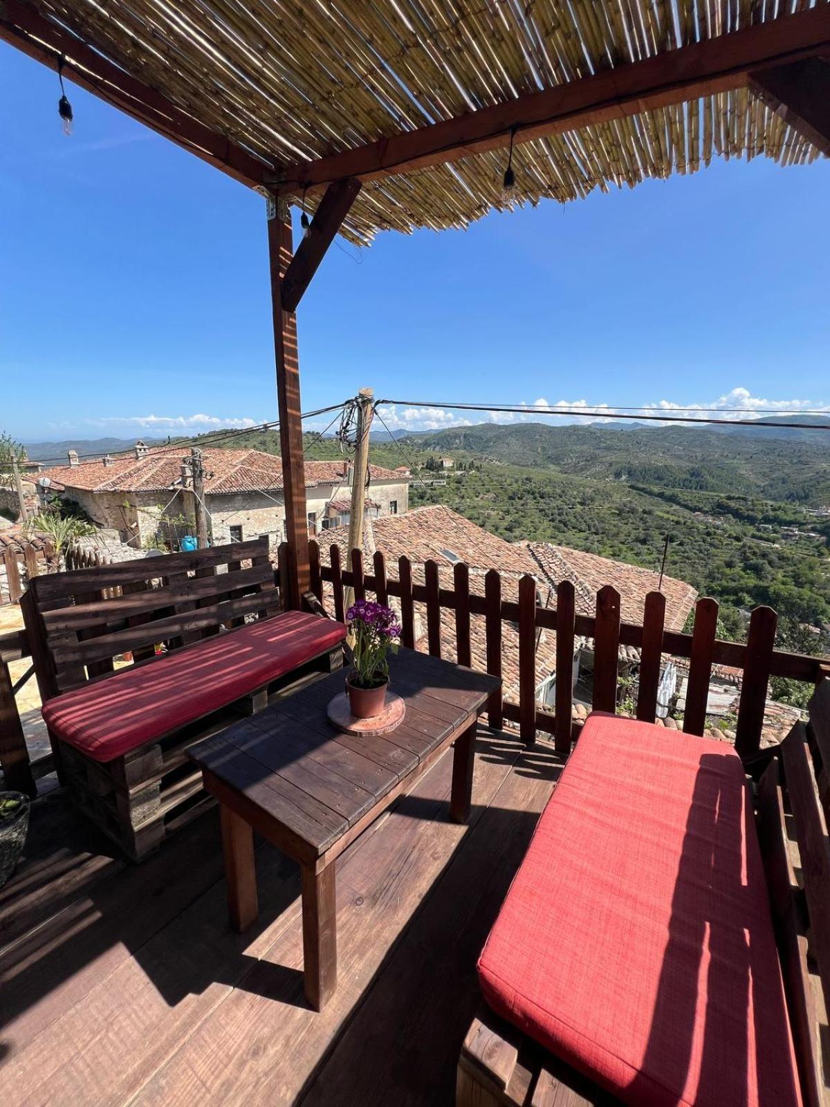 Guest House Maria - Berat Castle Экстерьер фото